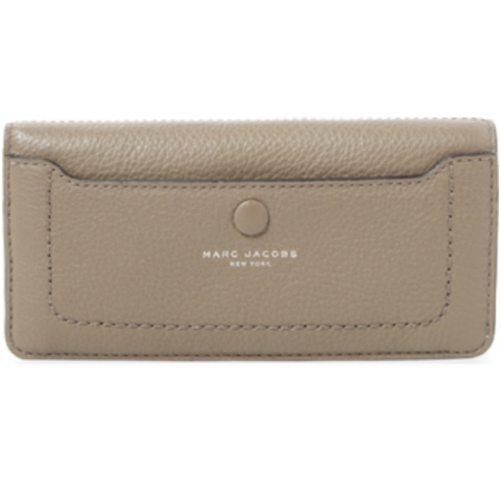 Marc Jacobs wallet